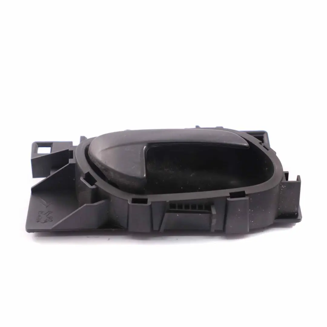 Manija Puerta Interior Delantera Derecha para Citroën Berlingo Peugeot Partner con número de pieza 9144C1 Citroën Berlingo Peugeot Partner Manija Puerta Interior Delantera Derecha - SKU 9144C1 - Número de pieza 9144C1