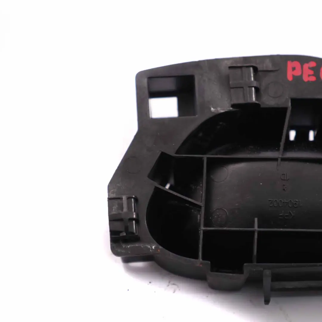 Poignée Porte Poignée Main Intérieur Avant Arrière Droite pour Peugeot 3008 à propos du numéro de pièce 9144F9 Peugeot 3008 Poignée Porte Poignée Main Intérieur Avant Arrière Droite - SKU 9144F9 - Numéro de pièce 9144F9