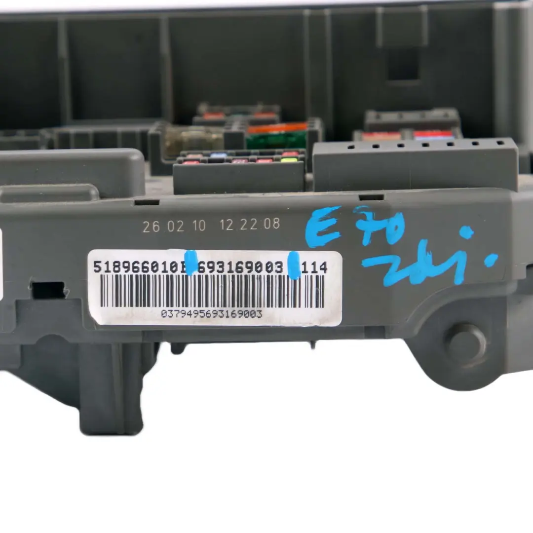 Caja De Fusibles De Distribucion De Energia Delantera 6931690 para BMW E70 con número de pieza 9145115 BMW E70 Caja De Fusibles De Distribucion De Energia Delantera 6931690 - SKU 9145115 - Número de pieza 9145115