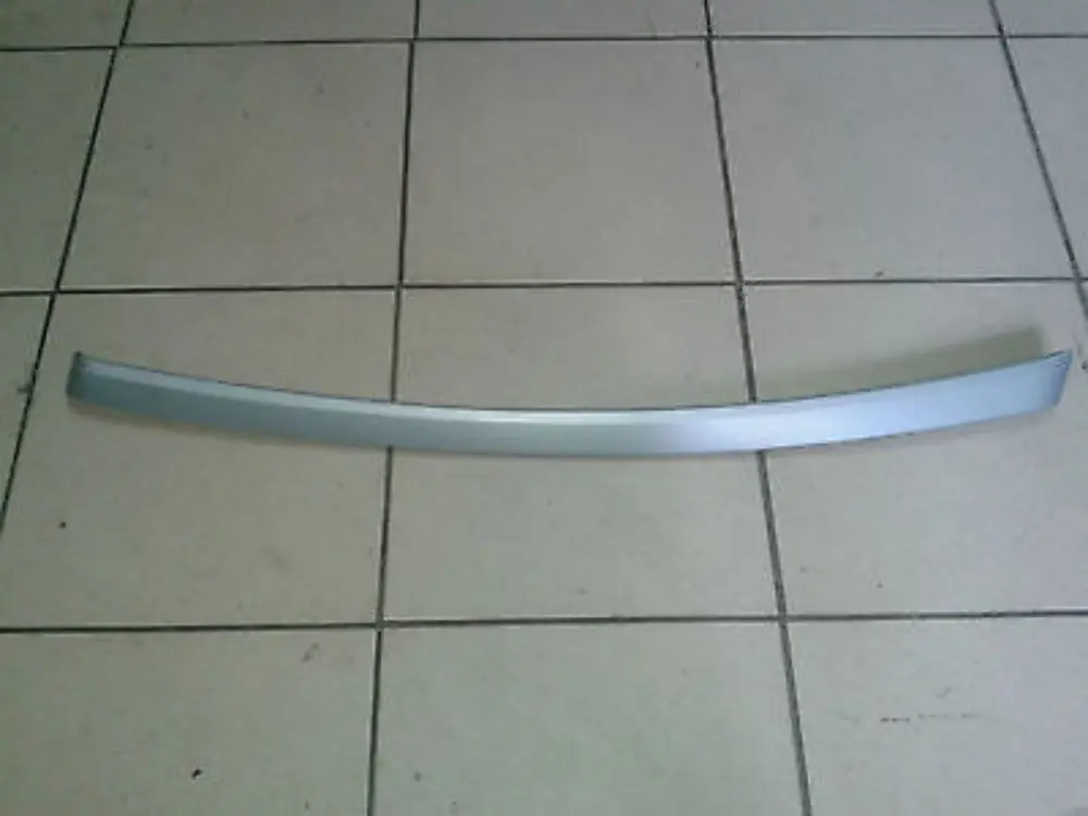 Dekorleiste Tür Aluminium Vorne Rechts Glacier Silber für BMW 3 E90 E91 E91N LCI mit Teilenummer 9145408 BMW 3 E90 E91 E91N LCI Dekorleiste Tür Aluminium Vorne Rechts Glacier Silber - SKU 9145408 - Teilenummer 9145408