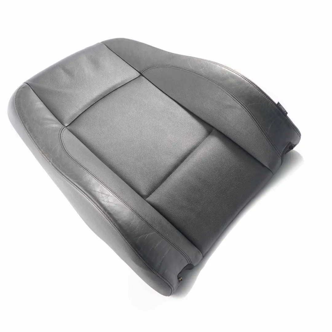 Sitzbezug vorne links Sitz Rückenlehne Schwarz Leder Boston für BMW E88 mit Teilenummer 9145473 BMW E88 Sitzbezug vorne links Sitz Rückenlehne Schwarz Leder Boston - SKU 9145473 - Teilenummer 9145473