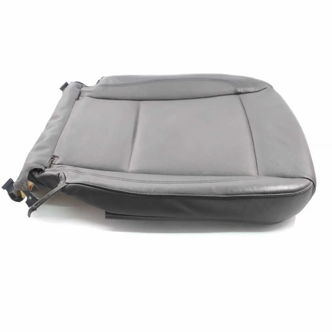 Sitzbezug Vorne Links Rechts Basic Sitz Schwarz Leder für BMW E81 E82 E88 mit Teilenummer 9145528 BMW E81 E82 E88 Sitzbezug Vorne Links Rechts Basic Sitz Schwarz Leder - SKU 9145528 - Teilenummer 9145528