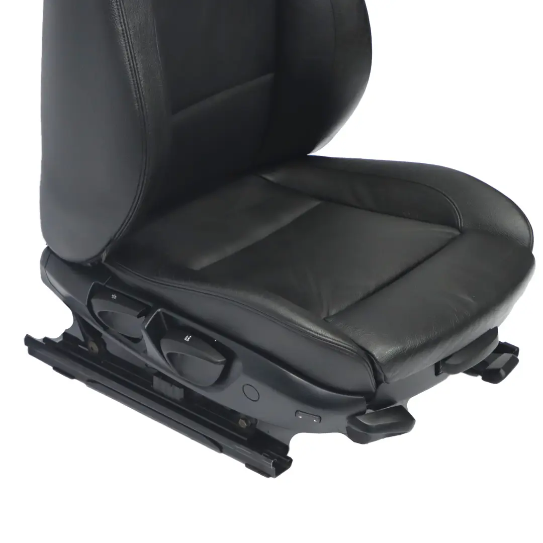 Front Right O/S Seat M Sport Heated Black Leather to BMW E88 Convertible with Part number 9145608 BMW E88 Convertible Front Right O/S Seat M Sport Heated Black Leather - SKU 9145608 - Part number 9145608