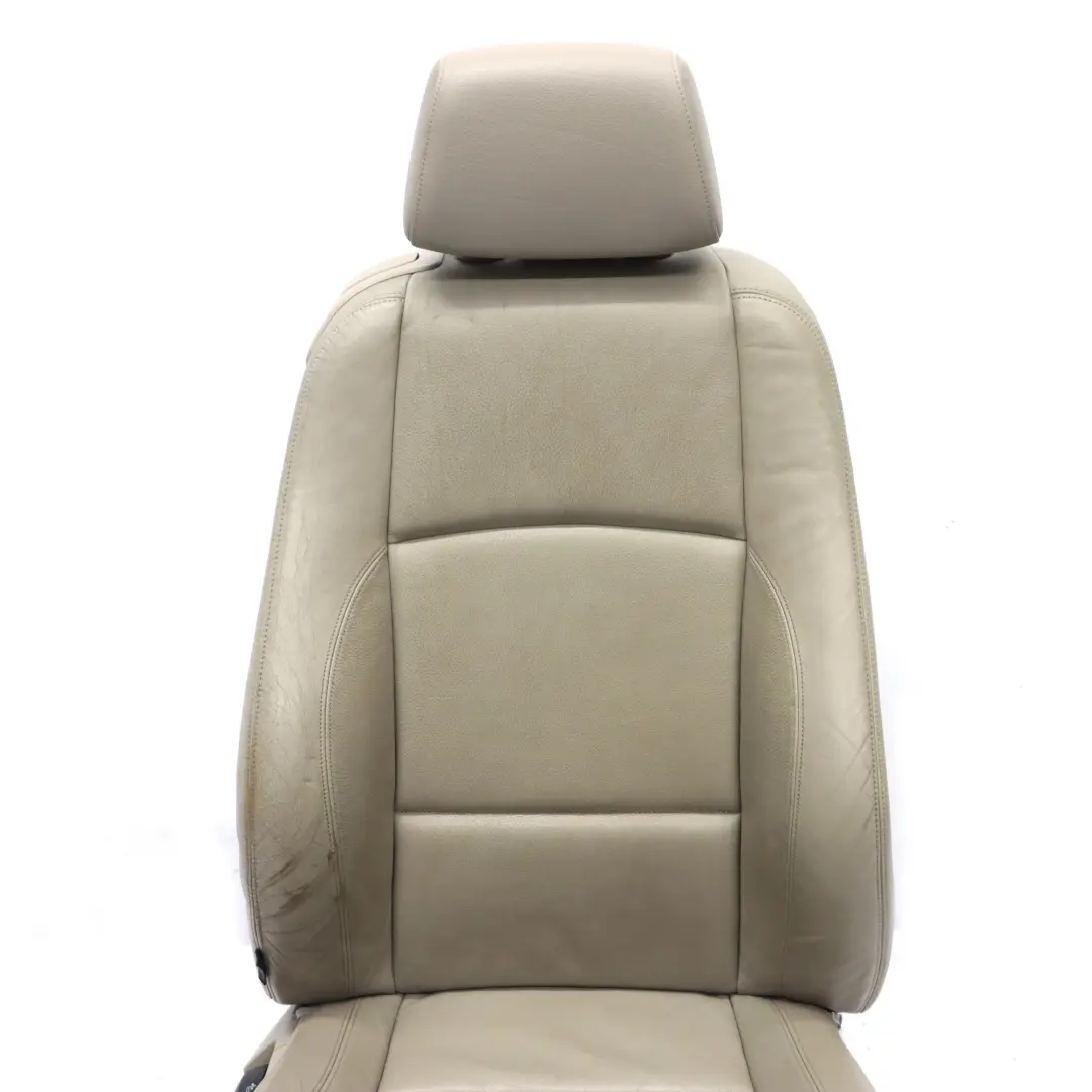 Sedile anteriore Destro riscaldato in pelle Boston Interno Beige per BMW E88 Sport con numero di parte 9145614 BMW E88 Sport Sedile anteriore Destro riscaldato in pelle Boston Interno Beige - SKU 9145614-1 - Numero di parte 9145614