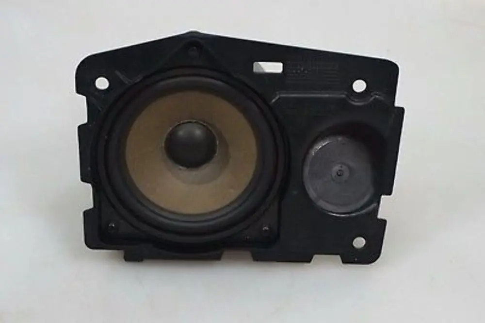 BMW E65 E66 E67 Lautsprecherbox links STEREO-SYSTEM - SKU 9146975 - Teilenummer 9146975