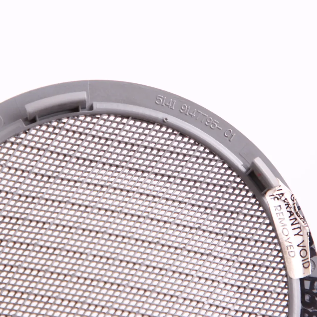 Cache Haut-parleur Arrière Gauche Cache Panneau Latéral Beige pour BMW E88 à propos du numéro de pièce 9147801 BMW E88 Cache Haut-parleur Arrière Gauche Cache Panneau Latéral Beige - SKU 9147801 - Numéro de pièce 9147801