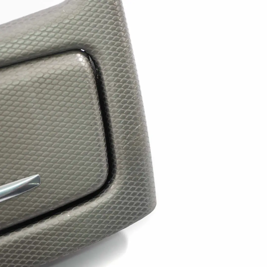 Centre Console Ashtray Rear Tray Cover Storage Glacier Silber Silver to BMW E92 E93 with Part number 9148505 BMW E92 E93 Centre Console Ashtray Rear Tray Cover Storage Glacier Silber Silver - SKU 9148505-3 - Part number 9148505