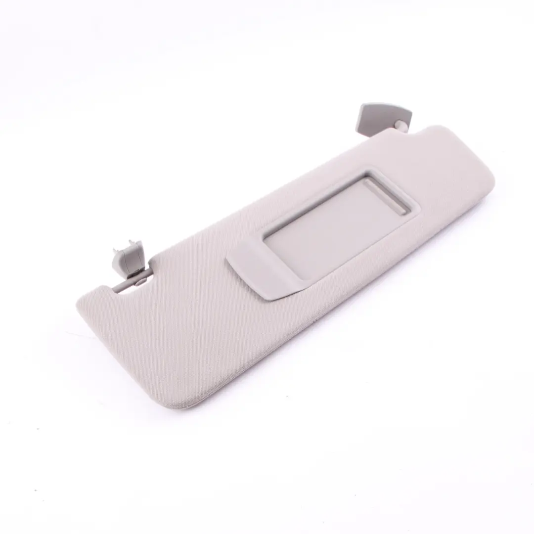 Parasole Illuminato Lampada Anteriore Destra Everest Grigio per BMW F01 F02 con numero di parte 9148982 BMW F01 F02 Parasole Illuminato Lampada Anteriore Destra Everest Grigio - SKU 9148982 - Numero di parte 9148982