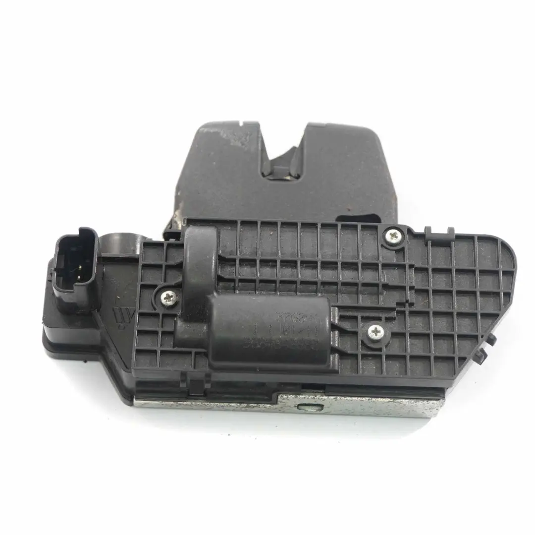 Citroen C3 Trunk Lid Lock Boot Tailgate Latch Catch to Peugeot 3008 with Part number 9151487499H Peugeot 3008 Citroen C3 Trunk Lid Lock Boot Tailgate Latch Catch - SKU 9151487499H - Part number 9151487499H