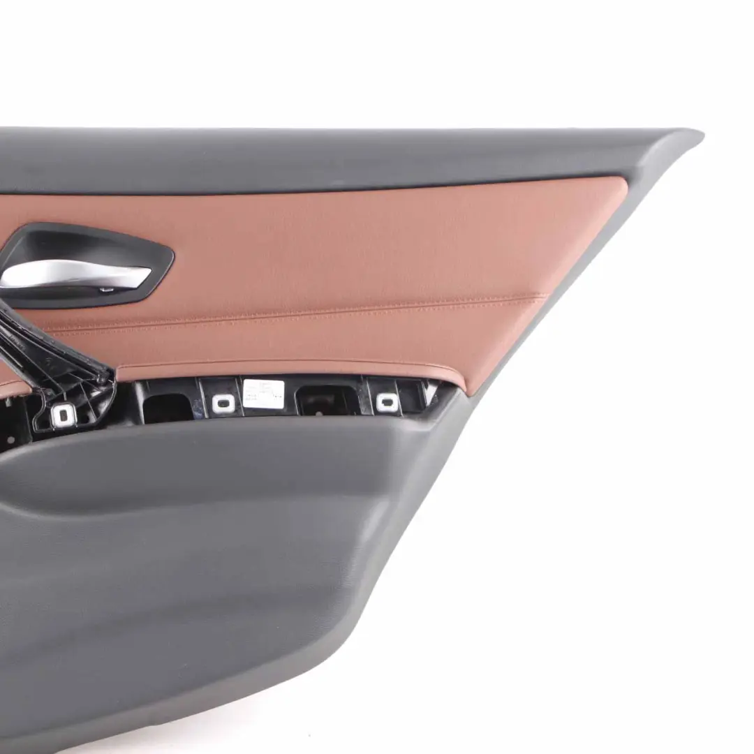 Door Card BMW E90 E91 LCI Rear Right Door Panel HiFi O/S Leather Dakota Terra to with Part number 9152424 Door Card BMW E90 E91 LCI Rear Right Door Panel HiFi O/S Leather Dakota Terra - SKU 9152424 - Part number 9152424