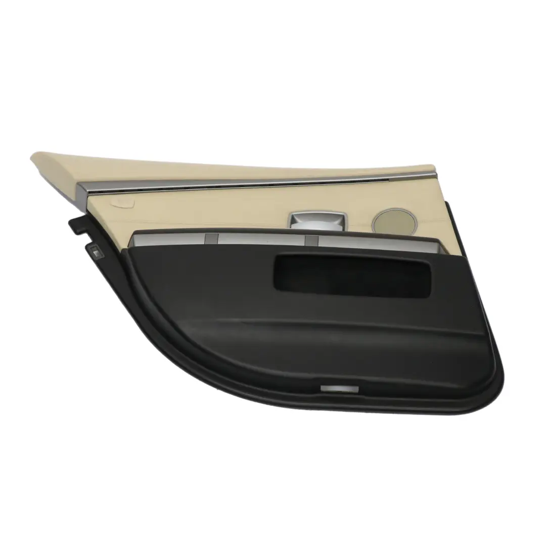 Boczek Osłona Drzwi Lewy Tył Skóra Cream Beige Beżowa do BMW E65 o numerze 9153613 BMW E65 Boczek Osłona Drzwi Lewy Tył Skóra Cream Beige Beżowa - SKU 9153613-1 - Numer Części 9153613