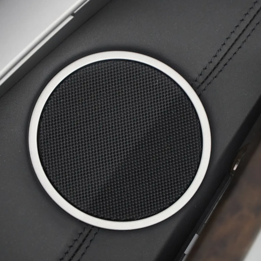 Türverkleidung Abdeckung Vorn Links Leder Pearl Schwarz für BMW E65 E66 mit Teilenummer 9154471 BMW E65 E66 Türverkleidung Abdeckung Vorn Links Leder Pearl Schwarz - SKU 9154471 - Teilenummer 9154471