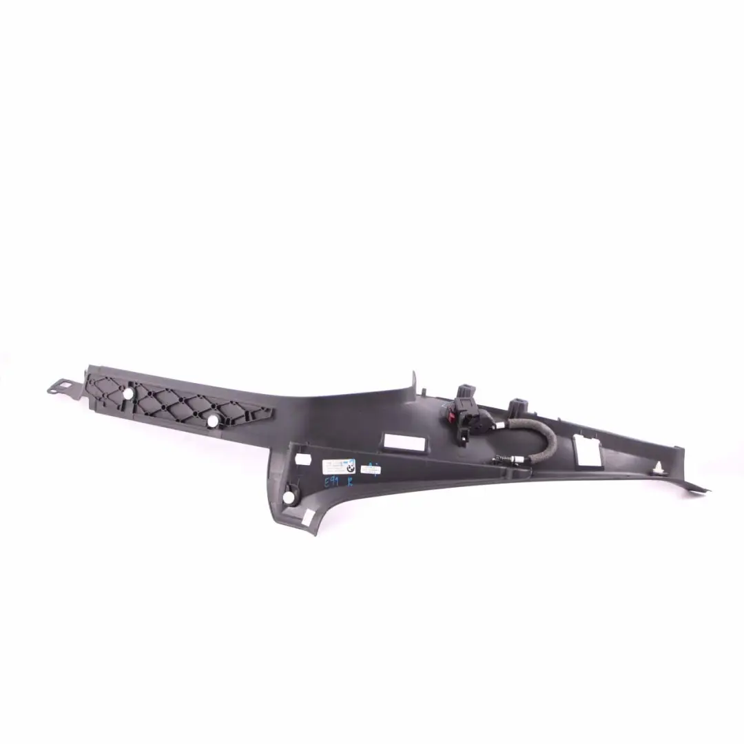 Columna D Cubierta Touring Tronco Ventana Trim Derecha Negro para BMW E91 con número de pieza 9155738 BMW E91 Columna D Cubierta Touring Tronco Ventana Trim Derecha Negro - SKU 9155738-1 - Número de pieza 9155738