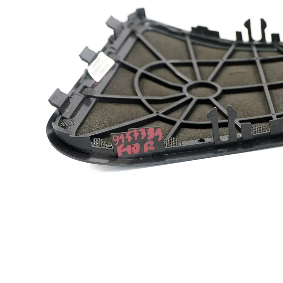 Osłona Głośnika Prawy do BMW F01 F02 F10 o numerze 9157390 BMW F01 F02 F10 Osłona Głośnika Prawy - SKU 9157390 - Numer Części 9157390