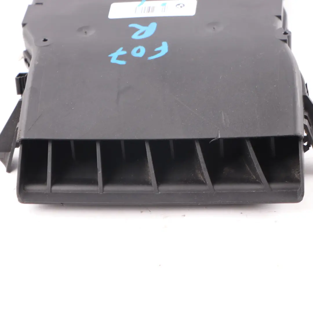 Conducto aire ventilación auxiliar eléctrico derecho para BMW F07 GT con número de pieza 9158584 BMW F07 GT Conducto aire ventilación auxiliar eléctrico derecho - SKU 9158584 - Número de pieza 9158584
