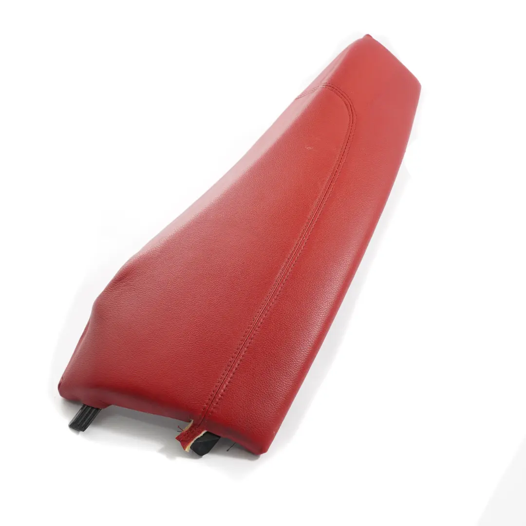 Enjoliveur de Siège Arrière Coin Gauche en Cuir Rouge pour BMW E81 E82 à propos du numéro de pièce 9158979 BMW E81 E82 Enjoliveur de Siège Arrière Coin Gauche en Cuir Rouge - SKU 9158979-1 - Numéro de pièce 9158979