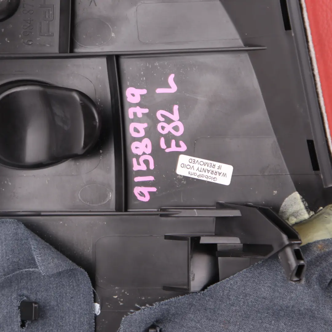 Rücksitz Seitenverkleidung Ecke Links Leder Boston Korallenrot für BMW E81 E82 mit Teilenummer 9158979 BMW E81 E82 Rücksitz Seitenverkleidung Ecke Links Leder Boston Korallenrot - SKU 9158979 - Teilenummer 9158979