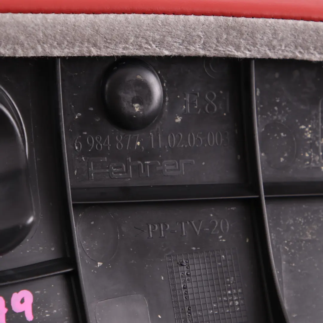 Finition latérale de siège arrière coin gauche cuir Boston Coral Red pour BMW E81 E82 à propos du numéro de pièce 9158979 BMW E81 E82 Finition latérale de siège arrière coin gauche cuir Boston Coral Red - SKU 9158979 - Numéro de pièce 9158979