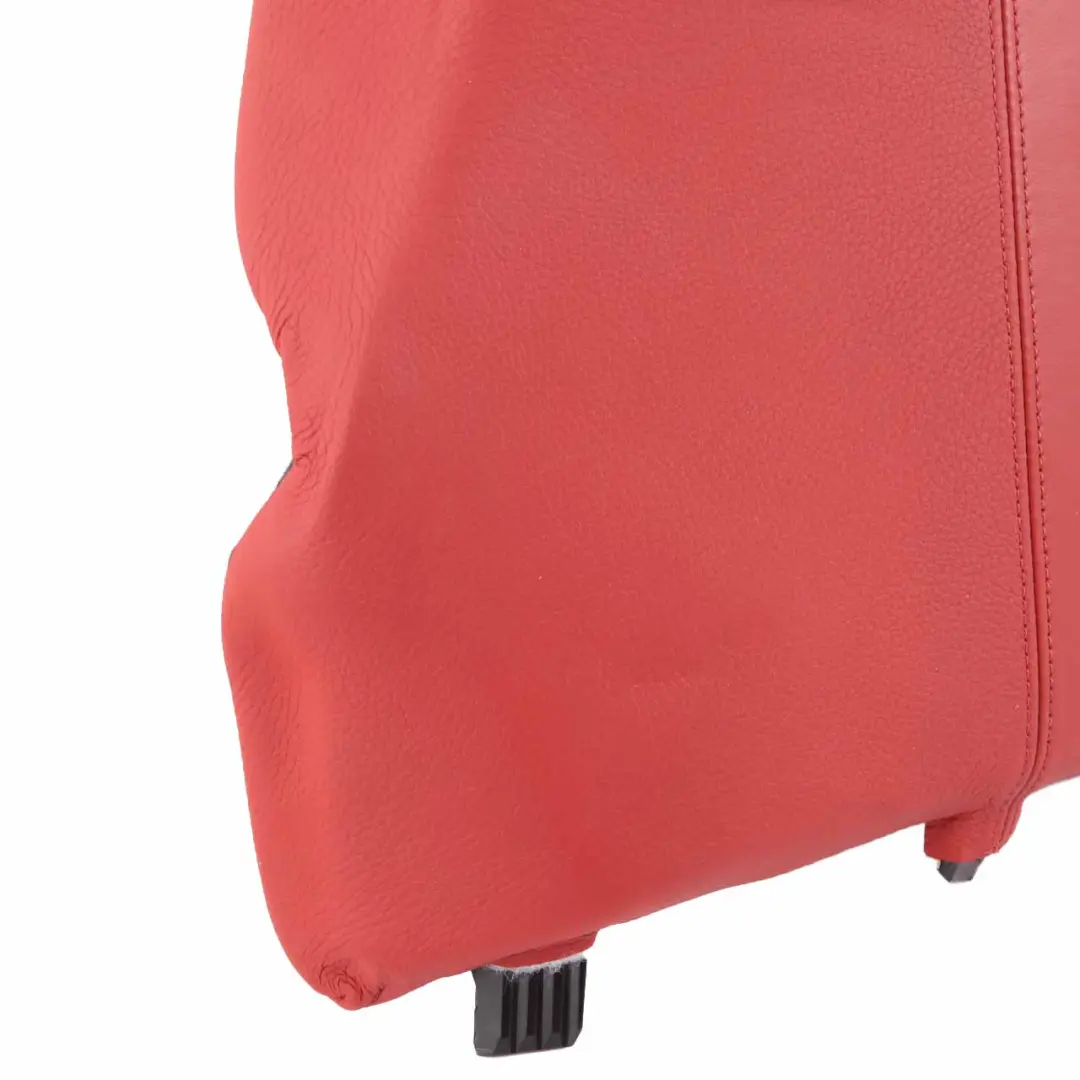 Asiento Trasero Lateral Acabado Esquina Izquierda Cuero Boston Rojo para BMW E81 E82 con número de pieza 9158979 BMW E81 E82 Asiento Trasero Lateral Acabado Esquina Izquierda Cuero Boston Rojo - SKU 9158979 - Número de pieza 9158979