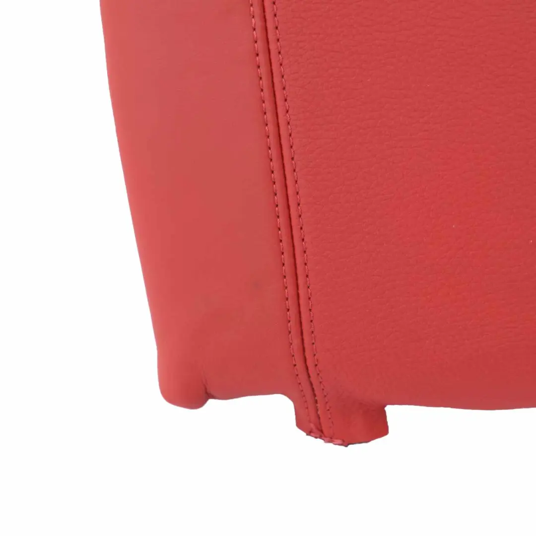 Asiento Trasero Lateral Acabado Esquina Derecha Cuero Boston Rojo para BMW E81 E82 con número de pieza 9158980 BMW E81 E82 Asiento Trasero Lateral Acabado Esquina Derecha Cuero Boston Rojo - SKU 9158980 - Número de pieza 9158980