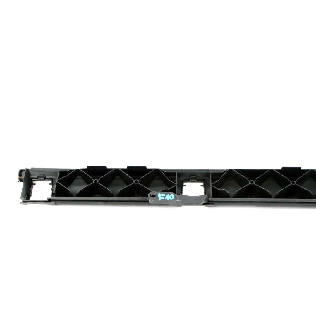 Support Housse de siège banquette arrière Isofix pour BMW F10 LCI à propos du numéro de pièce 9162851 BMW F10 LCI Support Housse de siège banquette arrière Isofix - SKU 9162851 - Numéro de pièce 9162851