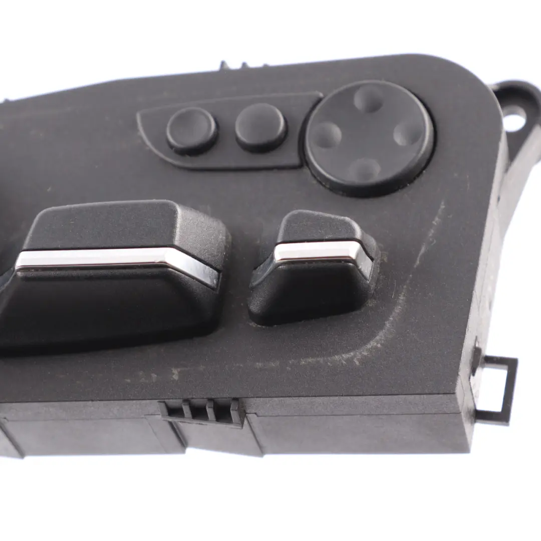 Interrupteur de réglage siège avant droite Memory Panel Unit pour BMW F10 F11 à propos du numéro de pièce 9163269 BMW F10 F11 Interrupteur de réglage siège avant droite Memory Panel Unit - SKU 9163269 - Numéro de pièce 9163269