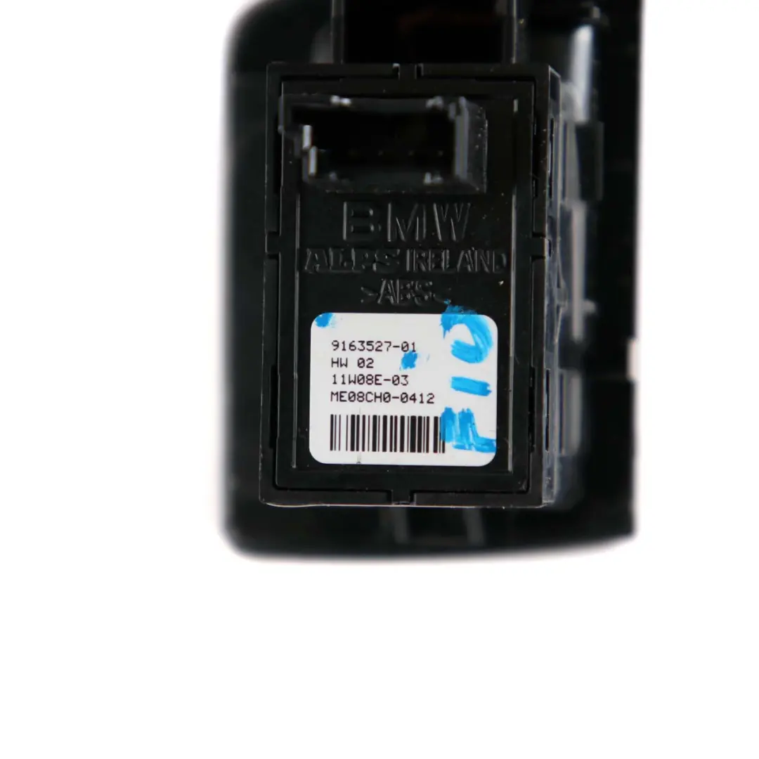 Copertura Pulsante Alzacristallo Interruttore Nero per BMW F10 F11 F12 F13 con numero di parte 9163527 BMW F10 F11 F12 F13 Copertura Pulsante Alzacristallo Interruttore Nero - SKU 9163527 - Numero di parte 9163527
