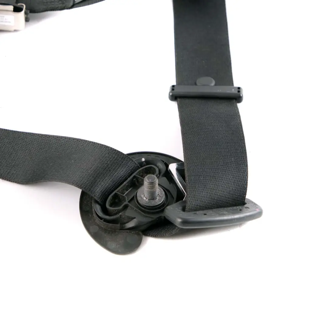 Limiteur force supérieur de la ceinture avant droite noir pour BMW F10 F11 à propos du numéro de pièce 9164058 BMW F10 F11 Limiteur force supérieur de la ceinture avant droite noir - SKU 9164058 - Numéro de pièce 9164058