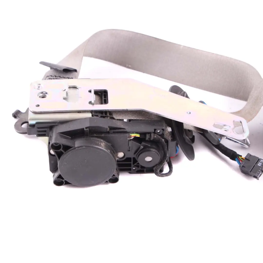 Belt BMW F01 F02 F04 Upper Seatbelt Front Right O/S Everest-Grau to Seat with Part number 9164490 Seat Belt BMW F01 F02 F04 Upper Seatbelt Front Right O/S Everest-Grau - SKU 9164490 - Part number 9164490