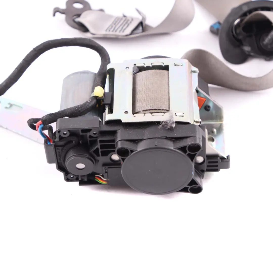 Belt BMW F01 F02 F04 Upper Seatbelt Front Left N/S Everest-Grau to Seat with Part number 9164513 Seat Belt BMW F01 F02 F04 Upper Seatbelt Front Left N/S Everest-Grau - SKU 9164513 - Part number 9164513