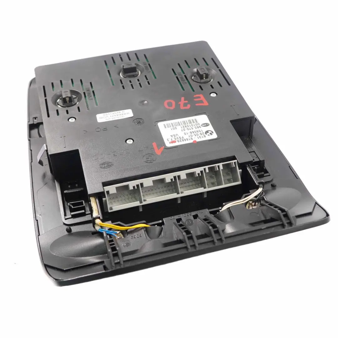 Unite d'Interrupteur d'Eclairage de Toit Centre Arriere 9166629 pour BMW X5 E70 à propos du numéro de pièce 9225954 BMW X5 E70 Unite d'Interrupteur d'Eclairage de Toit Centre Arriere 9166629 - SKU 9166629-1 - Numéro de pièce 9225954