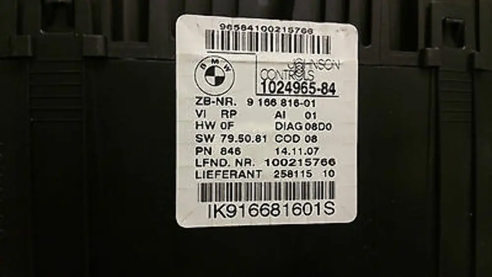 Instrument Cluster Speedo Clocks to BMW 1 Series E81 E87 E88 Petrol 120i with Part number 9166816 BMW 1 Series E81 E87 E88 Petrol 120i Instrument Cluster Speedo Clocks - SKU 9166816 - Part number 9166816
