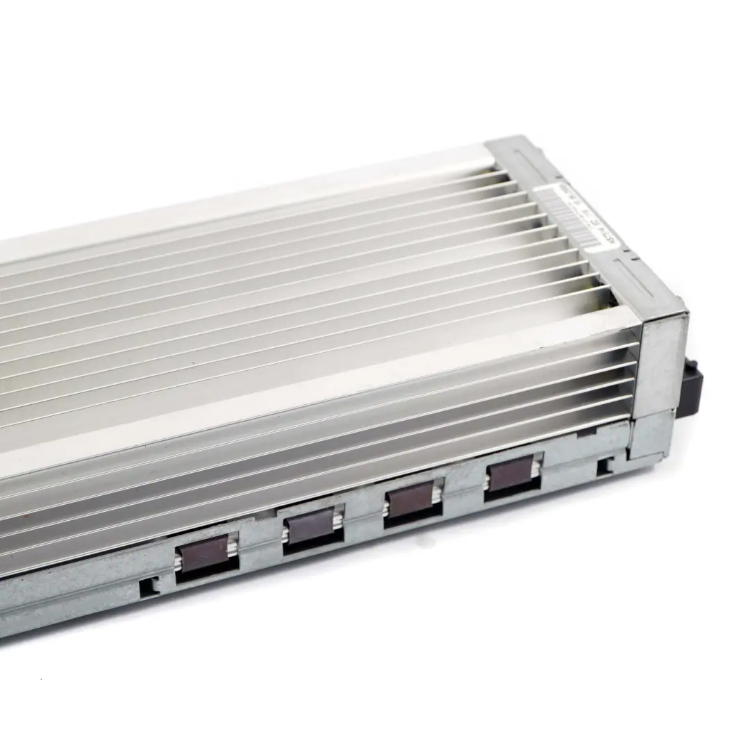 Hi-Fi Top Audio Soundsystem Amplificatore 9177752 per BMW E60 E87 E90 con numero di parte 9166897 BMW E60 E87 E90 Hi-Fi Top Audio Soundsystem Amplificatore 9177752 - SKU 9166897 - Numero di parte 9166897