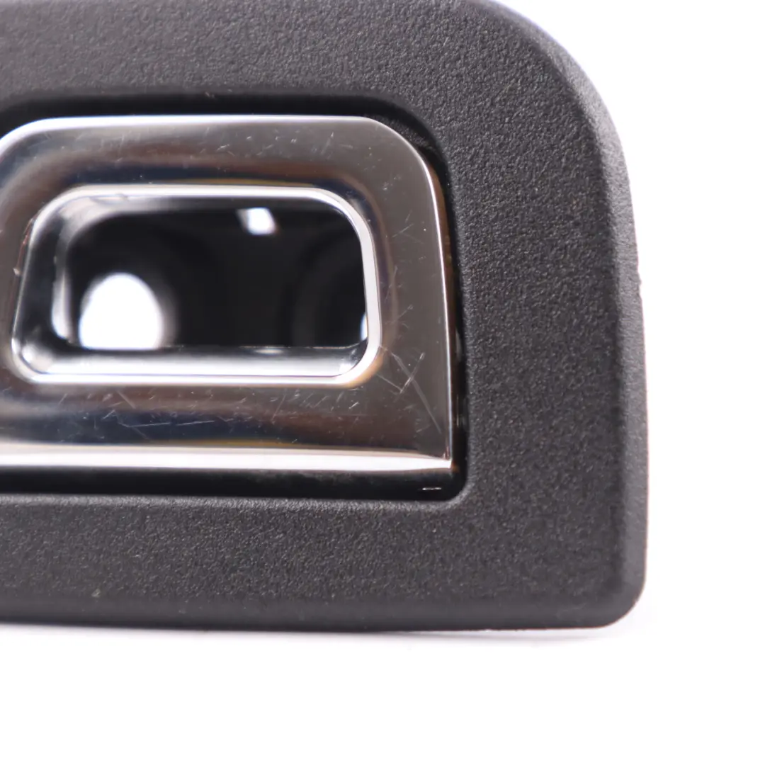 Occhiello di fissaggio superiore nel bagagliaio Cromo Nero per BMW Z4 E89 con numero di parte 9167011 BMW Z4 E89 Occhiello di fissaggio superiore nel bagagliaio Cromo Nero - SKU 9167011 - Numero di parte 9167011