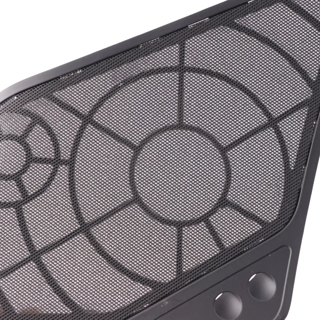 Coperchio altoparlante posteriore sinistro pannello quarto per BMW Z4 E89 con numero di parte 9167073 BMW Z4 E89 Coperchio altoparlante posteriore sinistro pannello quarto - SKU 9167073 - Numero di parte 9167073