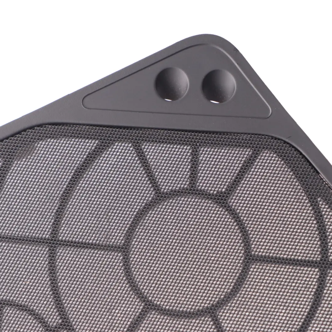 Speaker Cover Rear Right Quarter Panel Loudspeaker Trim pour BMW Z4 E89 à propos du numéro de pièce 9167074 BMW Z4 E89 Speaker Cover Rear Right Quarter Panel Loudspeaker Trim - SKU 9167074 - Numéro de pièce 9167074