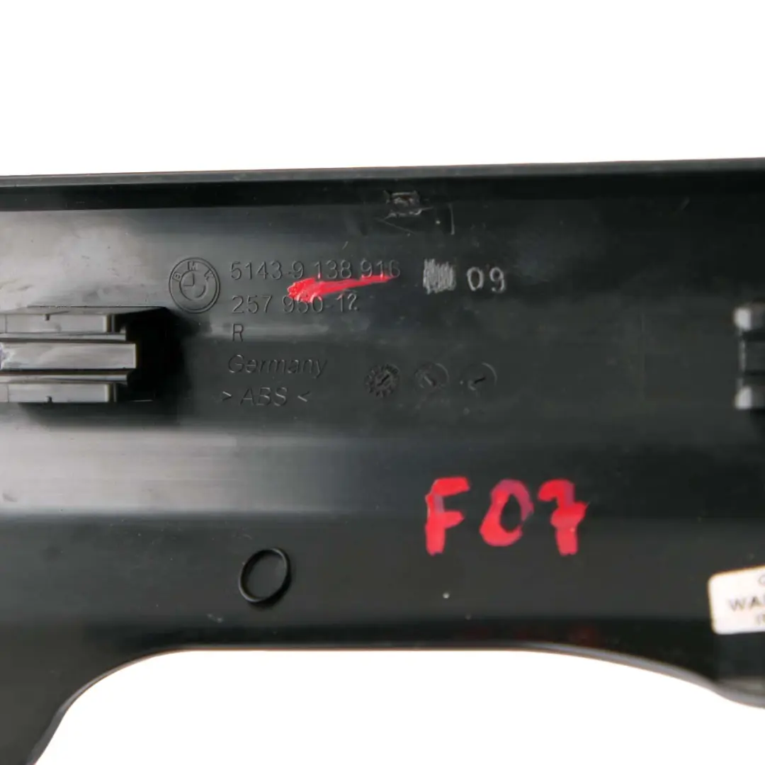 Abdeckung Eingangstür BMW F07 Gran Turismo vorne rechts Zierleiste 9138916 für mit Teilenummer 9167364 Abdeckung Eingangstür BMW F07 Gran Turismo vorne rechts Zierleiste 9138916 - SKU 9167364 - Teilenummer 9167364