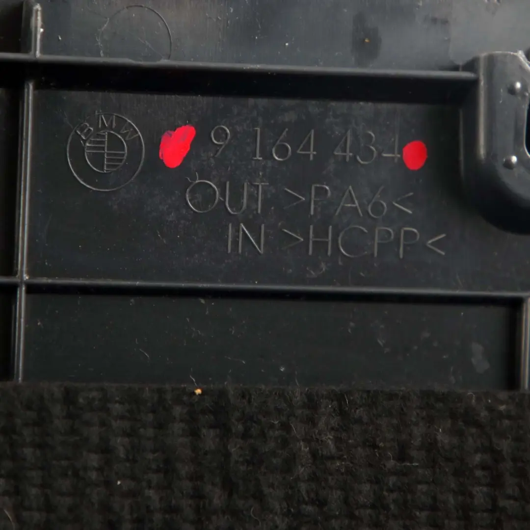 Osłona Belki Poprzecznej Bagażnika Czarna 9164434 do BMW F07 GT o numerze 9167383 BMW F07 GT Osłona Belki Poprzecznej Bagażnika Czarna 9164434 - SKU 9167383 - Numer Części 9167383