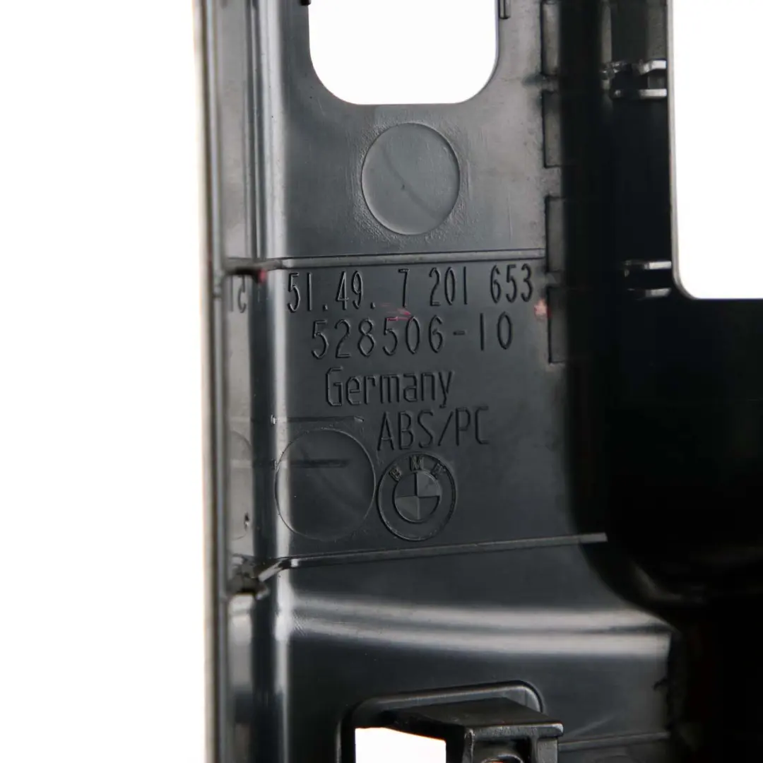 Panneau d'habillage de la serrure du coffre a bagages Noir 7201653 pour BMW X1 E84 à propos du numéro de pièce 7205814 BMW X1 E84 Panneau d'habillage de la serrure du coffre a bagages Noir 7201653 - SKU 7205814 - Numéro de pièce 7205814