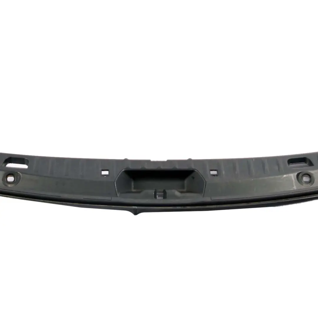 Panel Embellecedor Umbral Carga Del Cierre Del Maletero Negro 9139171 para BMW X1 E84 con número de pieza 9167390 BMW X1 E84 Panel Embellecedor Umbral Carga Del Cierre Del Maletero Negro 9139171 - SKU 9167390 - Número de pieza 9167390