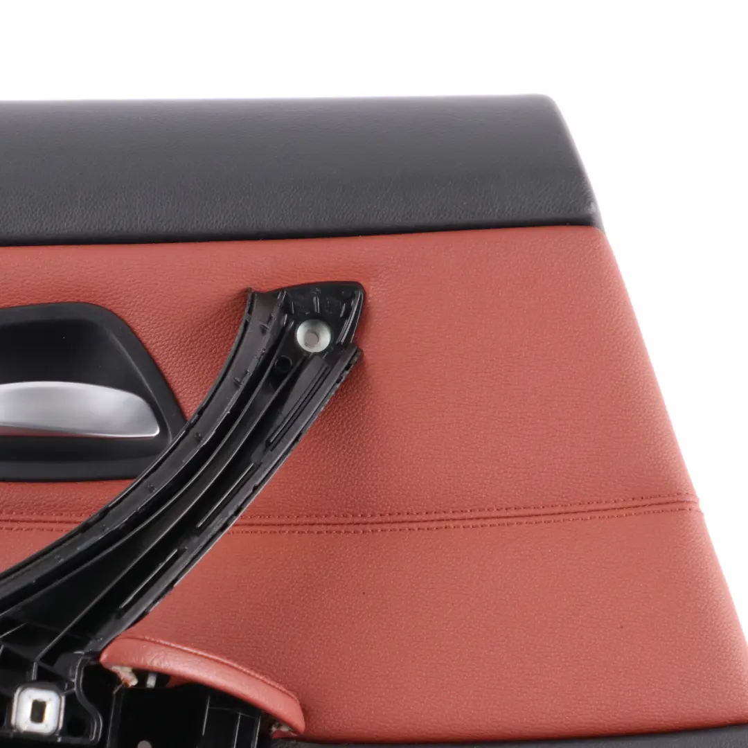 BMW E90 LCI Tarjeta de Puerta Trasera Panel Izquierdo Cuero Dakota Rojo Marrón - SKU 9167915 - Número de pieza 9167915