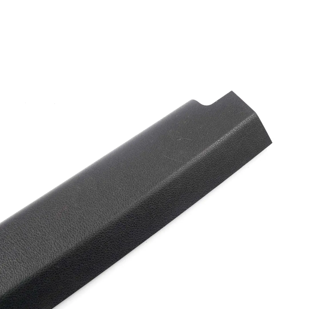  Couverture de siège avant BMW F01 F10 LCI Cache rail supérieur Gauche 6981777 - SKU 9168265 - Numéro de pièce 9168265