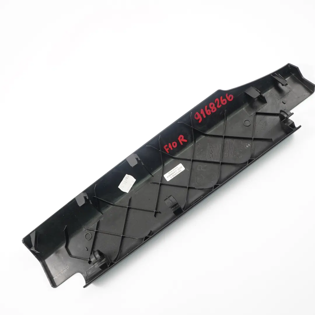 Couverture de siège avant BMW F01 F10 F11 LCI Cache rail supérieur droit 6981778 pour à propos du numéro de pièce 9168266 Couverture de siège avant BMW F01 F10 F11 LCI Cache rail supérieur droit 6981778 - SKU 9168266 - Numéro de pièce 9168266