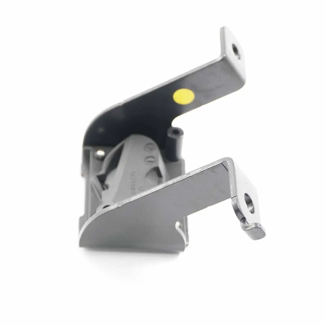 Tendine Avvolgibili Divisorie Sinistra Supporto Staffa per BMW F11 Touring con numero di parte 9168477 BMW F11 Touring Tendine Avvolgibili Divisorie Sinistra Supporto Staffa - SKU 9168477 - Numero di parte 9168477