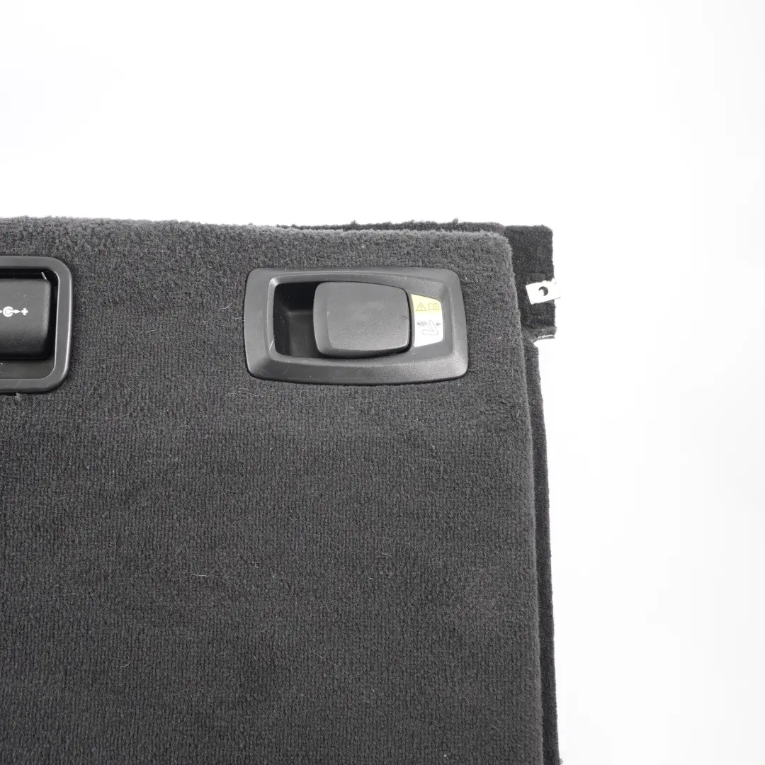 Embellecedor Maletero Derecho Tapa Lateral Negro para BMW F11 Touring con número de pieza 9168496 BMW F11 Touring Embellecedor Maletero Derecho Tapa Lateral Negro - SKU 9168496-1 - Número de pieza 9168496