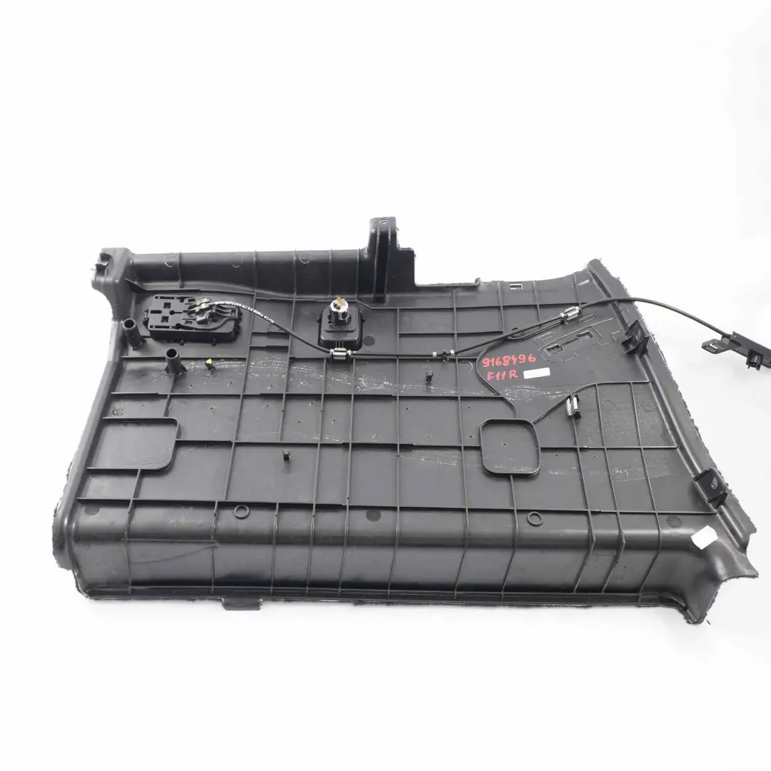 Embellecedor Maletero Derecho Tapa Lateral Negro para BMW F11 Touring con número de pieza 9168496 BMW F11 Touring Embellecedor Maletero Derecho Tapa Lateral Negro - SKU 9168496-1 - Número de pieza 9168496