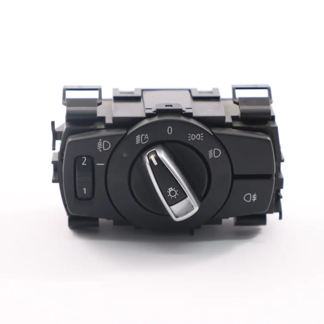 Headlight Switch BMW E82 E88 E90 E91 LCI Light Switch Control Panel to with Part number 9169402 Headlight Switch BMW E82 E88 E90 E91 LCI Light Switch Control Panel - SKU 9169402 - Part number 9169402