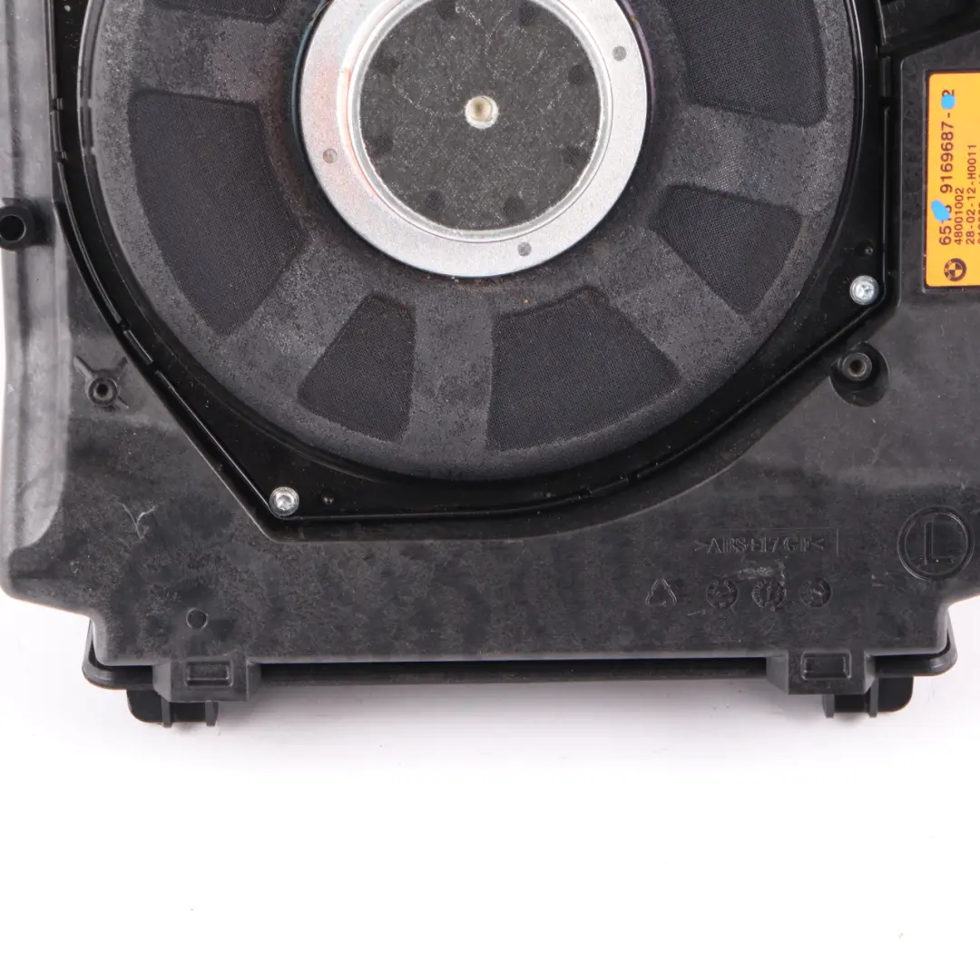 Haut parleur central BMW F10 F11 gauche HiFi Subwoofer Bass Harman pour à propos du numéro de pièce 9169687 Haut parleur central BMW F10 F11 gauche HiFi Subwoofer Bass Harman - SKU 9169687 - Numéro de pièce 9169687
