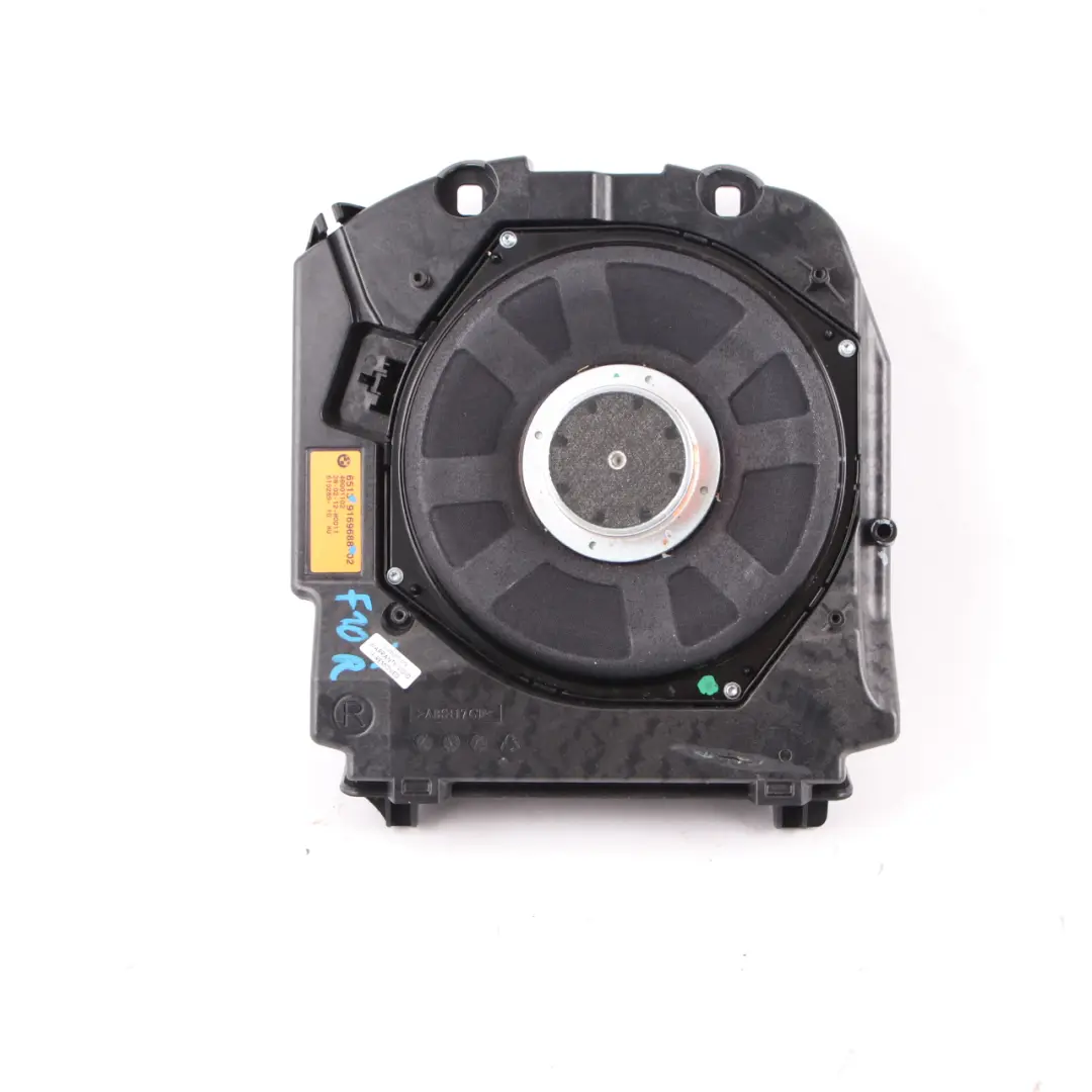 Zentraler Lautsprecher BMW F10 F11 Rechts HiFi Subwoofer Bass Harman Kardon für mit Teilenummer 9169688 Zentraler Lautsprecher BMW F10 F11 Rechts HiFi Subwoofer Bass Harman Kardon - SKU 9169688 - Teilenummer 9169688