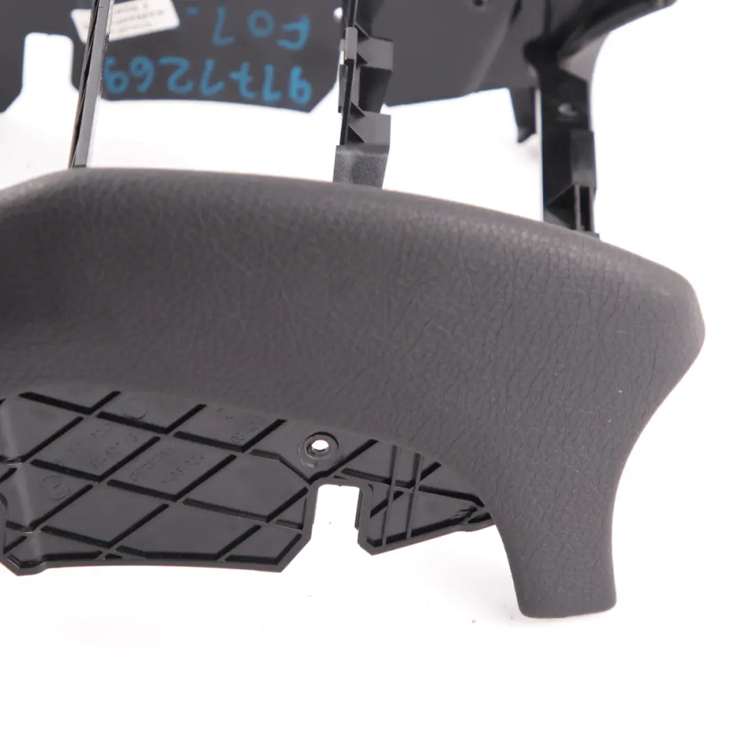 Hintere Mittelkonsole Rahmen Abdeckung Lagerung Schwarz für BMW F01 F02 F03 mit Teilenummer 9171269 BMW F01 F02 F03 Hintere Mittelkonsole Rahmen Abdeckung Lagerung Schwarz - SKU 9171269 - Teilenummer 9171269